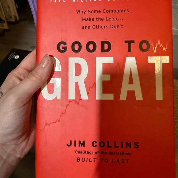 Books - Picture 6 of 11